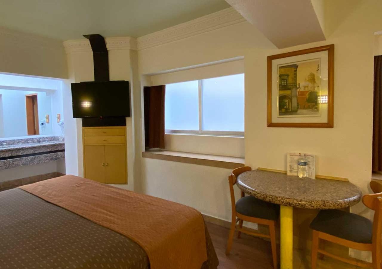 Hotel Villa De Madrid Мексико Сити Екстериор снимка
