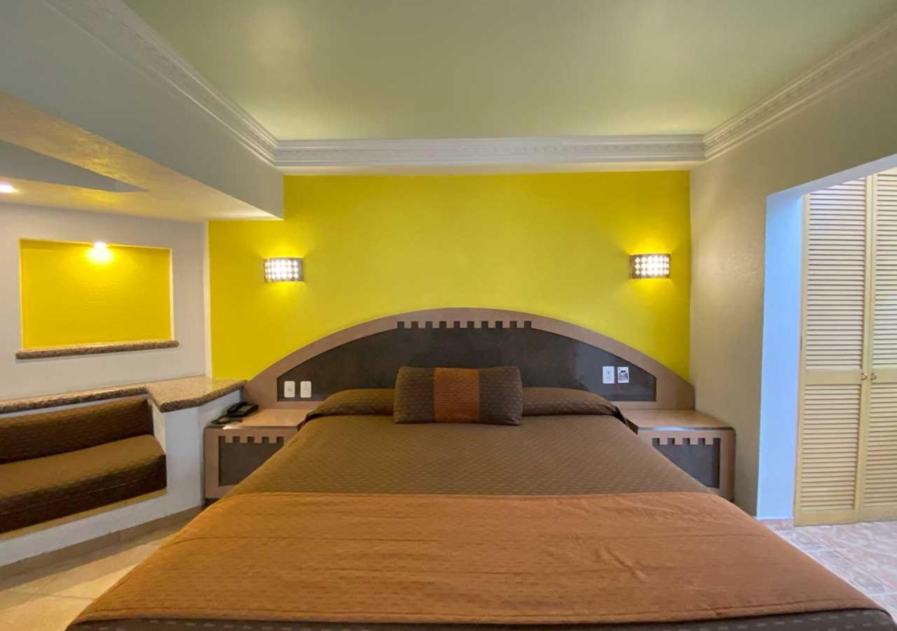 Hotel Villa De Madrid Мексико Сити Екстериор снимка