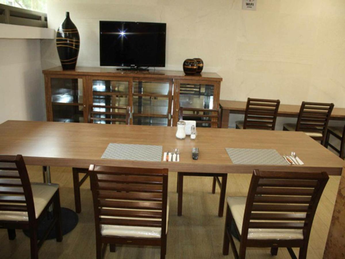 Hotel Villa De Madrid Мексико Сити Екстериор снимка